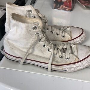 Women’s 9.5 convers